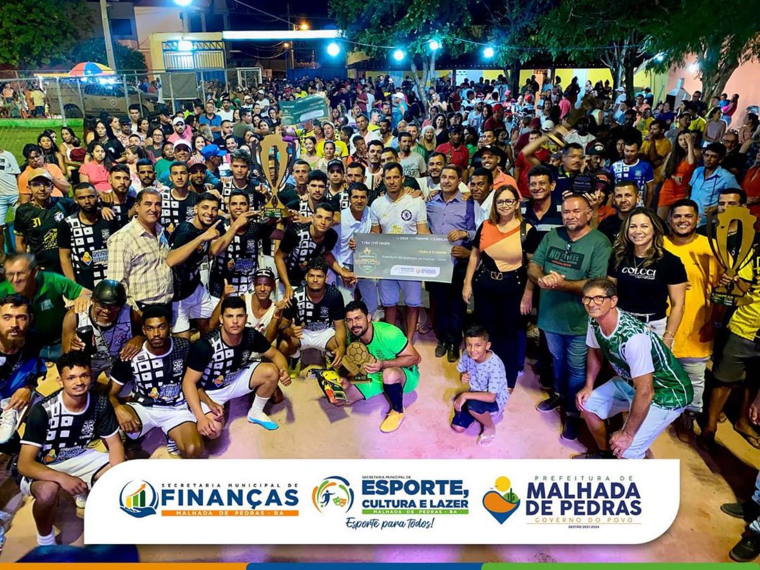 Confiram mais um pouco do que rolou na final eletrizante do maior campeonato, já realizado em Malhada de Pedras.